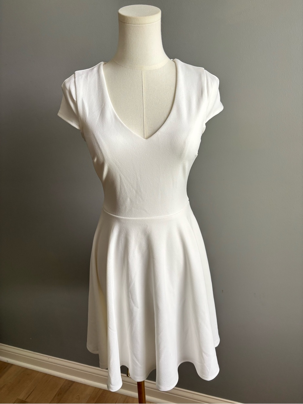 B. Darlin Fit and Flare Cap Sleeve V-neck Mini Dress